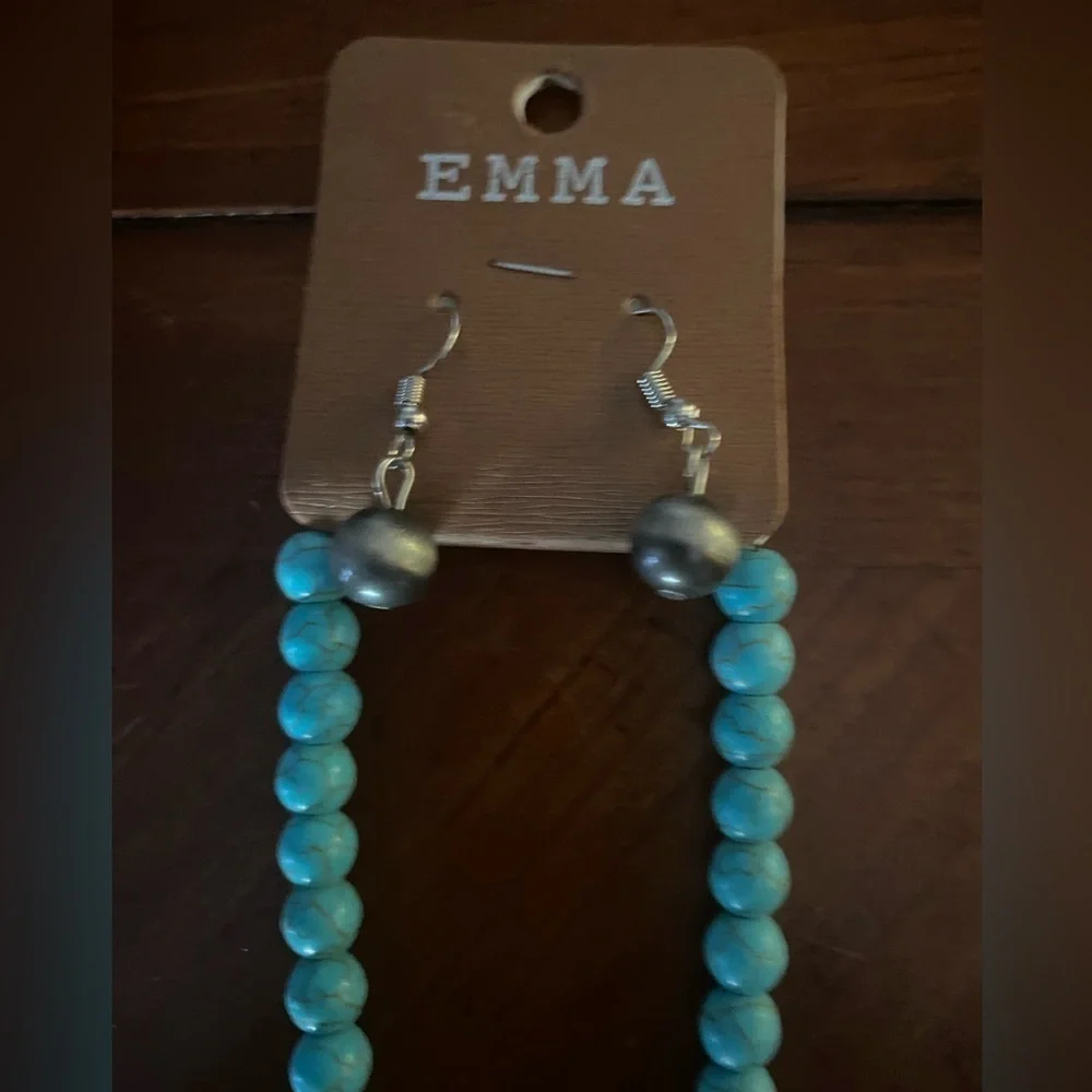 Emma Womens Turquoise flower with suede tassel & matching earring jewelry set